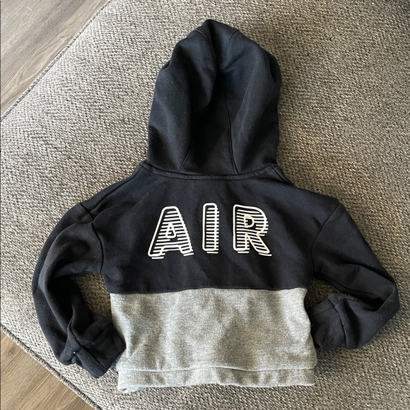 Nike Kids Black and Gray Two-Tone Zip Hoodie - Size 2T - Picture 3 of 3